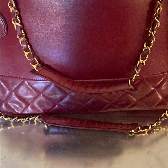 Vintage Bordeaux Chanel Shoulder Bag - Picture 2 of 8